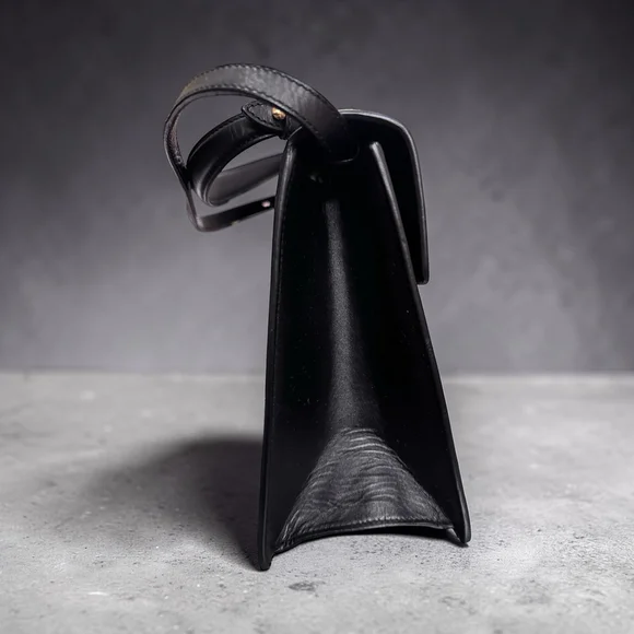 Gucci Sylvie Medium Top Handle, Shoulder Bag w Dust Bag - Picture 3 of 12